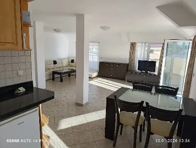 Двустаен апартамент, 136 m², Слънчев бряг: снимка 2