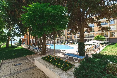 Тристаен апартамент, 116 m², Равда: снимка 3
