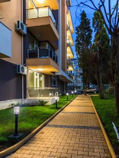 Тристаен апартамент, 116 m², Равда: снимка 4